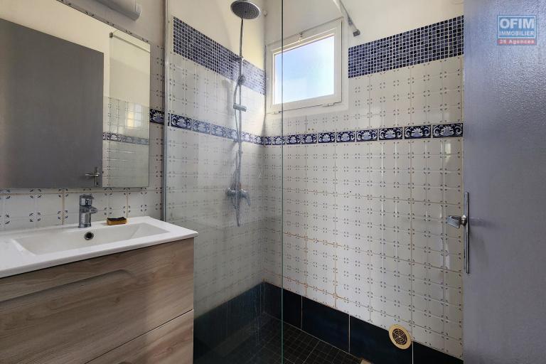 Superbe Villa 6 Pièces sur un terrain de 500 m² à la Pointe des Châteaux, St Leu.