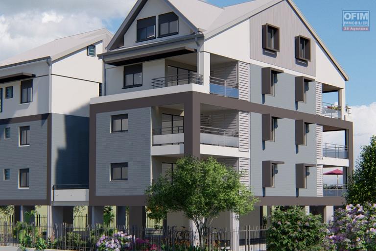 11 Appartements de 2 à 4 pièces en construction (VEFA) sur 4 niveaux, proche front de mer, Saint-Paul.