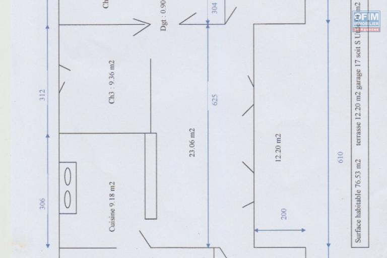 Charmante villa 3 chambres avec jardin arboré  de 661 m2  Centre Ville de la Ravine des Cabris