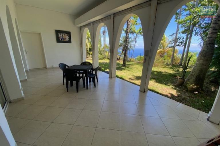 A vendre villa T4, atypique, avec vue mer, chemin des brises à La Montagne