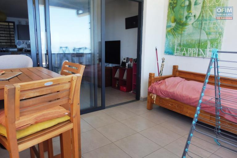 Appartement récent trois pièces de 62 m² à St Leu, quartier Grand Fond.