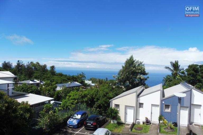 Appartement T2 dans une Résidence avec Piscine et vue mer - Piton St Leu -