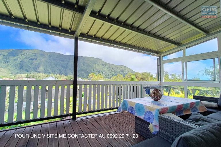 A vendre une maison F5 de 220m2 à la plaine des palmistes avec une magnifique vue dégagée sur la montagne - TERRASSE