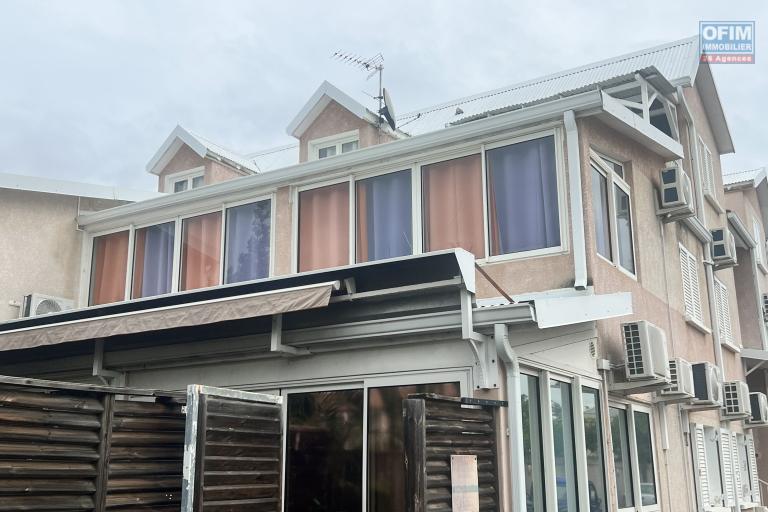 A vendre bel appartement T3 avec parking en bord de mer - Résidence Lagon Bleu - La Saline les Bains