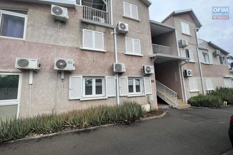 A vendre bel appartement T3 avec parking en bord de mer - Résidence Lagon Bleu - La Saline les Bains