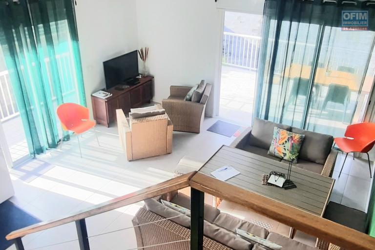  Superbe Villa moderne avec 4 chambres, buanderie, belle terrasse, jardin, au calme, très belles préstations