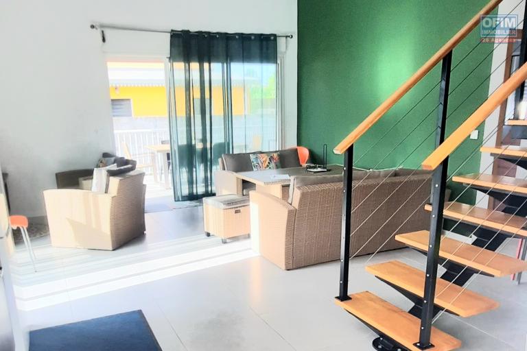  Superbe Villa moderne avec 4 chambres, buanderie, belle terrasse, jardin, au calme, très belles préstations