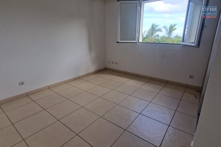 A VENDRE CHARMANTE VILLA F4 SAINT-LEU/LE PLATEAU