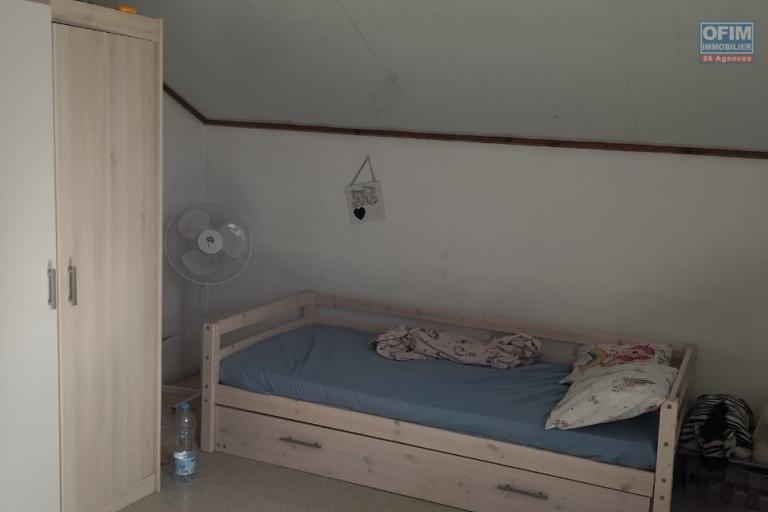 A VENDRE MAISON F4 SUR SAINTE SUZANNE/ QUARTIER FRANÇAIS