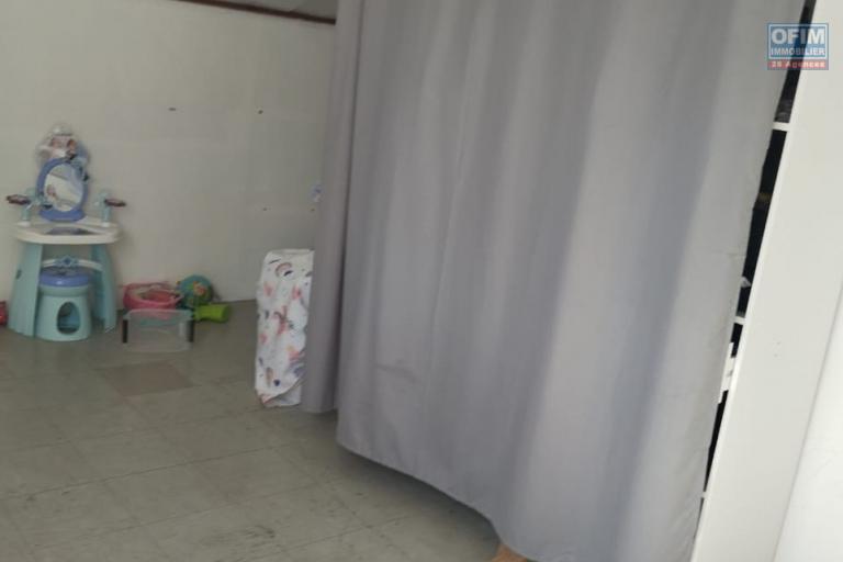 A VENDRE MAISON F4 SUR SAINTE SUZANNE/ QUARTIER FRANÇAIS