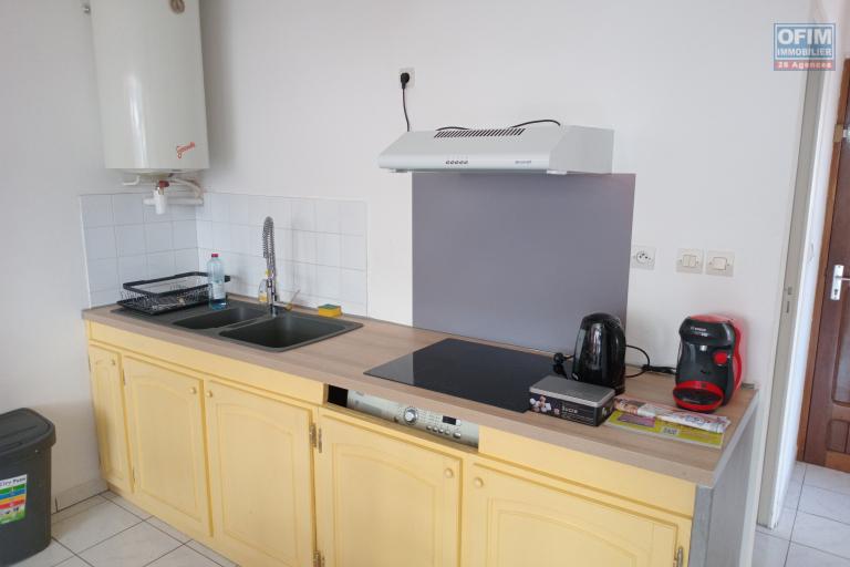 A Vendre Appartement F3 de 68 m2 Proche des Plages à la Saline Les Bains