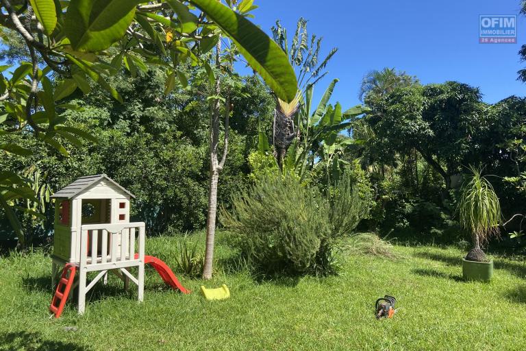 villa sur 1124M2 de terrain constructible