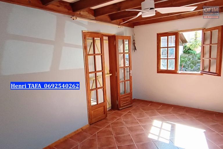 Villa F3/F4 de 120 m2, jardin - chambre 2