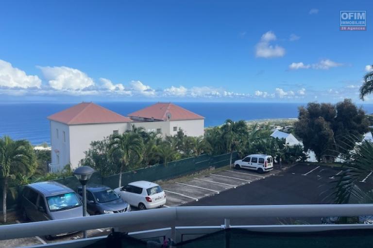 A louer Studio dans une résidence sécurisée proche du lycée des AVIRONS
