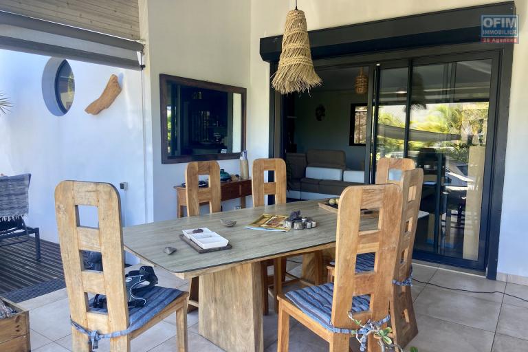 Belle villa  avec piscine 10 minutes CHU