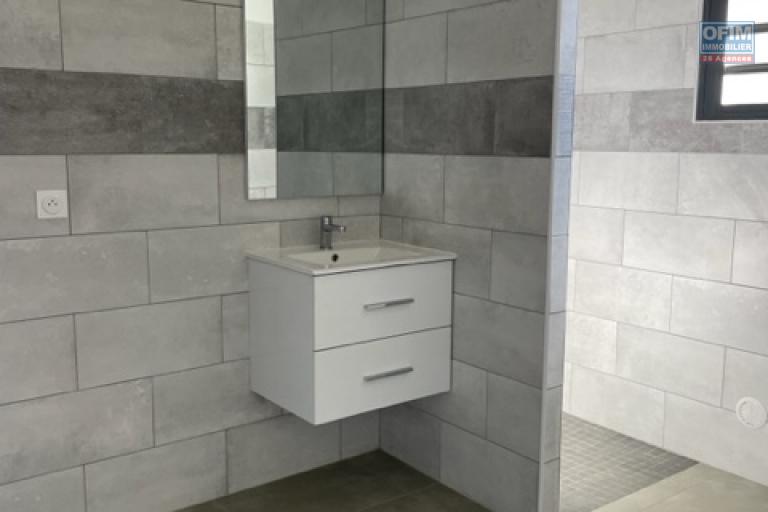 VILLA F4  CHEMIN BOISSY