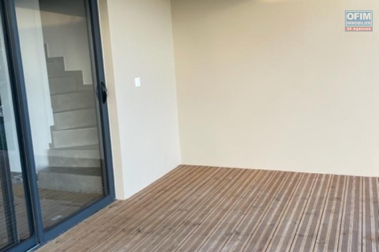 VILLA F4  CHEMIN BOISSY
