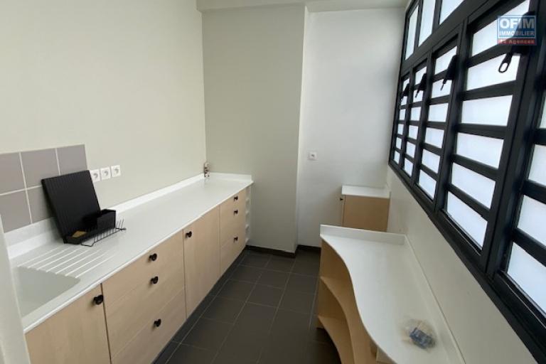 En vente appartement T4 plein centre ville de St Denis