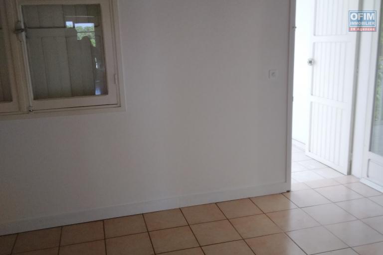 A LOUER Appartement de type T2 à RAVINE DES CABRIS