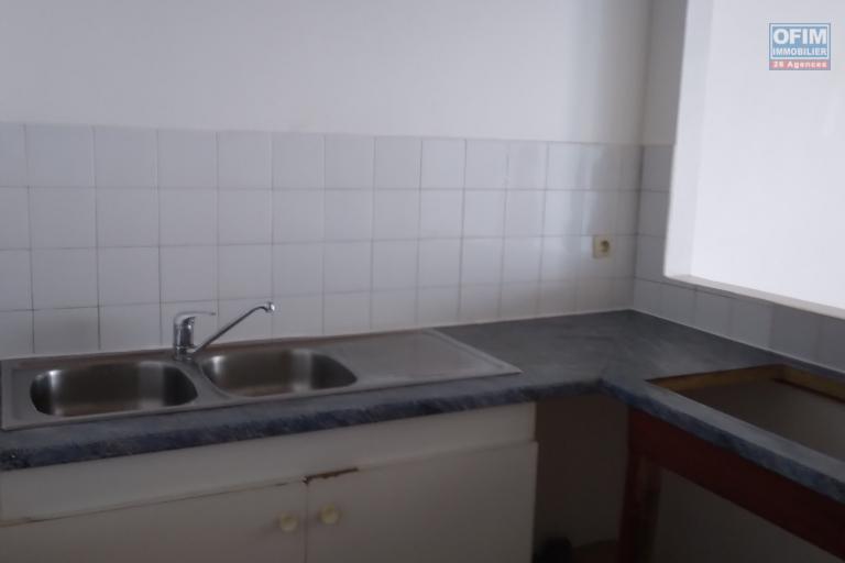 A LOUER Appartement de type T2 à RAVINE DES CABRIS