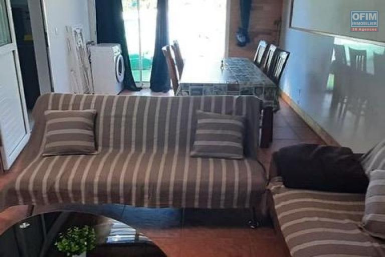 A LOUER villa F3 meublée à LE TAMPON 17ème kM