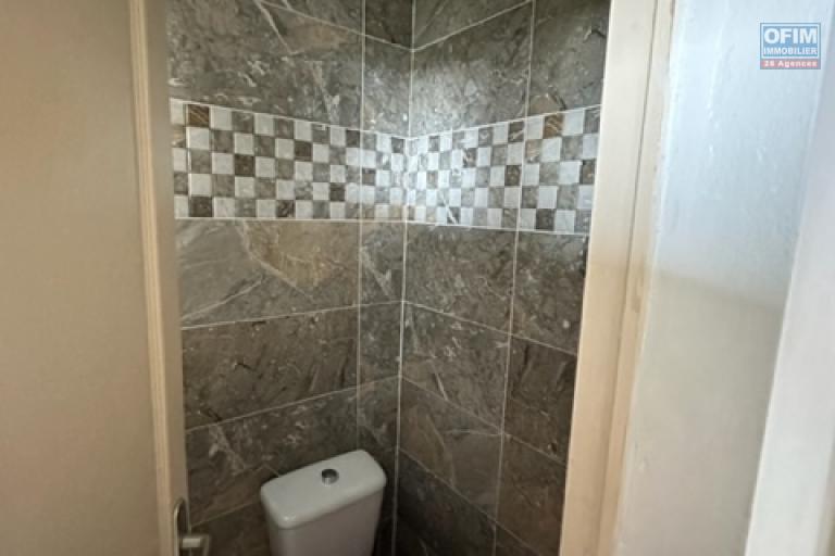A louer bel appartement F3 au coeur du centre ville de Saint-André
