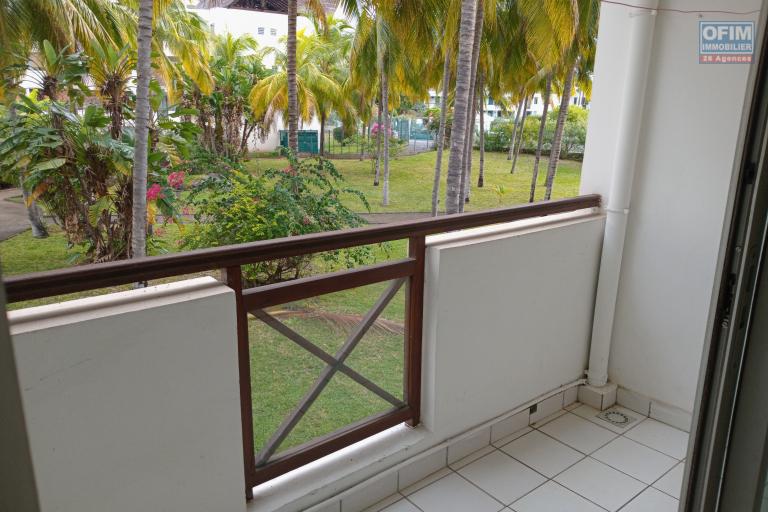 A LOUER STUDIO DE 27.21 M2 HABITABLE A BOUCAN CANOT