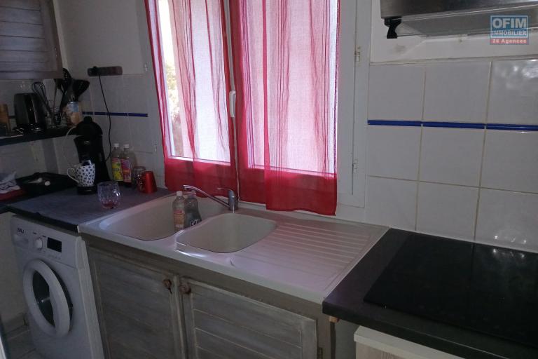 A LOUER APPARTEMENT F2 DE 45.13 M2 HABITABLE A BOUCAN CANOT