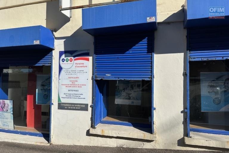 LOCAL PROFESSIONNELLE  OU COMMERCIAL CENTRE VILLE SAINT PIERRE
