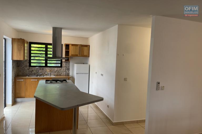 A LOUER Villa F4 meublée avec piscine  à RAVINE DES CABRIS