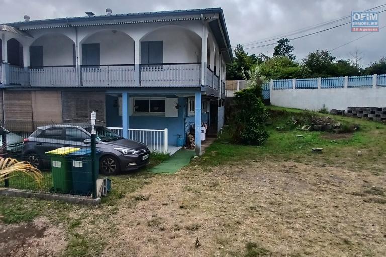 A LOUER// Appartement de type F4 en rez de chaussée sur Tan Rouge à 950 euros