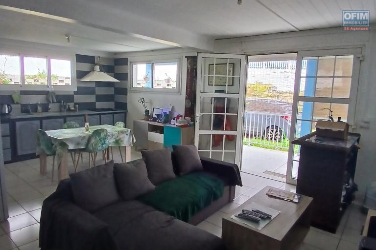 A LOUER// Appartement de type F4 en rez de chaussée sur Tan Rouge à 950 euros