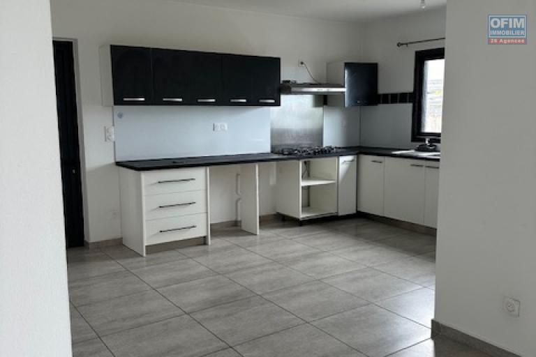 VILLA F 4 SAINT JOSEPH BAS DE JEAN PETIT