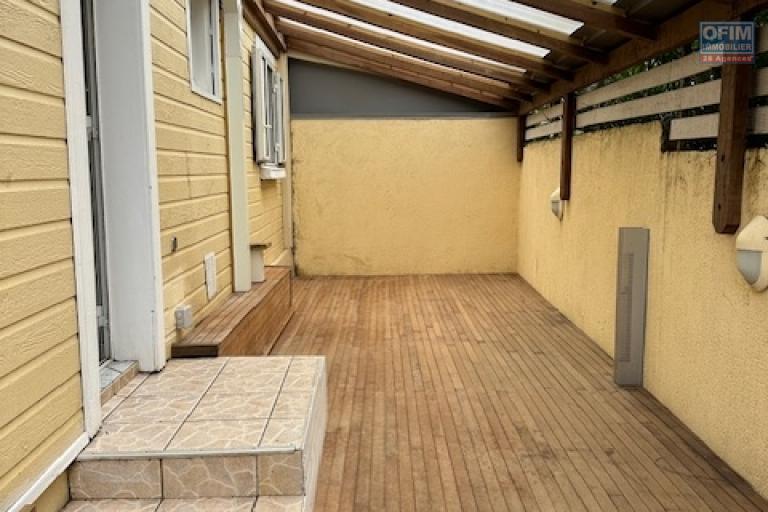 VILLA F4 AVEC PISCINE LA POINTE