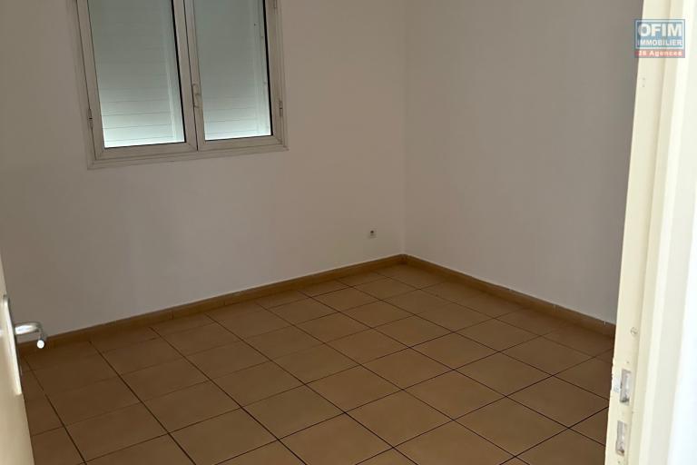 A vendre immeuble de 4 logements au centre ville de Saint-André