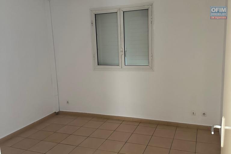 A vendre immeuble de 4 logements T3 proche du centre ville de Saint-André