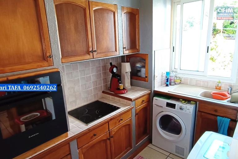 Apptmt T3 de 65 m2, piscine, vue mer - Cuisine