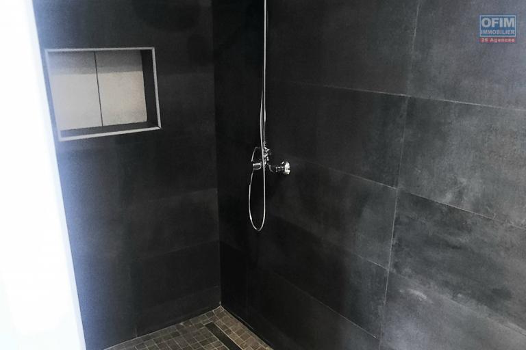 Superbe Villa neuve avec 3 chambres, belle terrasse, jardin, quartier de Beauséjour