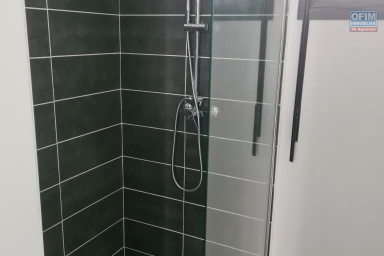 A louer joli studio d'environ 24 m² proche de l'université le Tampon