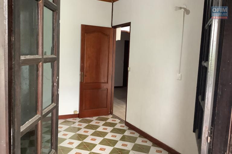 a louer maison f4 a la, rivière saint louis