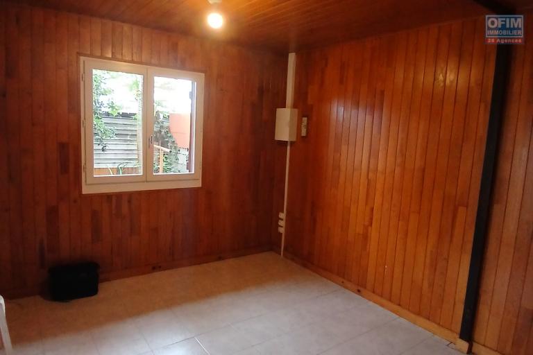 A SAISIR // VENTE Maison à étage de type F4 à 226 000 euros à Saint-Paul!!
