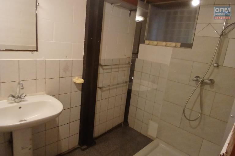 A SAISIR // VENTE Maison à étage de type F4 à 226 000 euros à Saint-Paul!!
