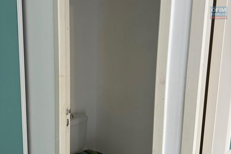 A louer au RDC un bel Appartement de type F2 dans Résidence sécurisée à Cambuston