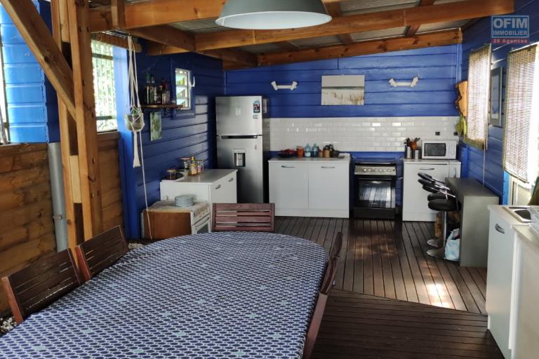 A VENDRE Maison à étage de type F4 avec PISCINE sur LE PORT