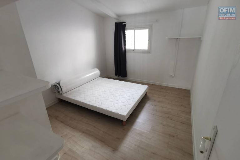 Ensemble immobilier composé de 5 Appartements Ligne Paradis Saint Pierre