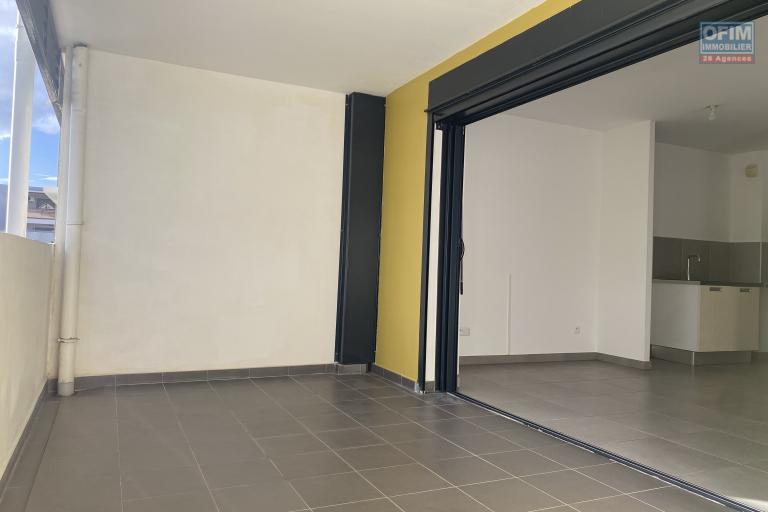 Vend bel appartement spacieux et lumineux au centre ville de la Possession.