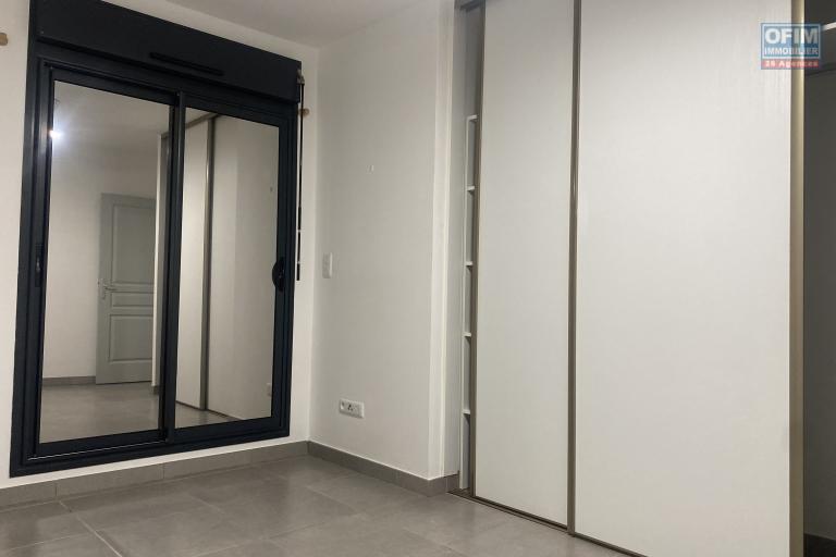 Vend bel appartement spacieux et lumineux au centre ville de la Possession.