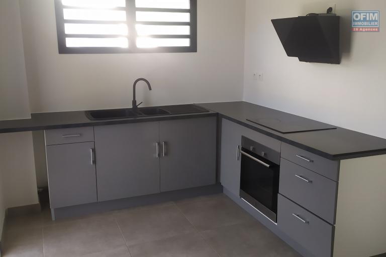 A LOUER APPARTEMENT F4 DE 79.91 M2 DE SURFACE HABITABLE DANS UNE RESIDENCE RECENTE A LA SALINE LES HAUTS