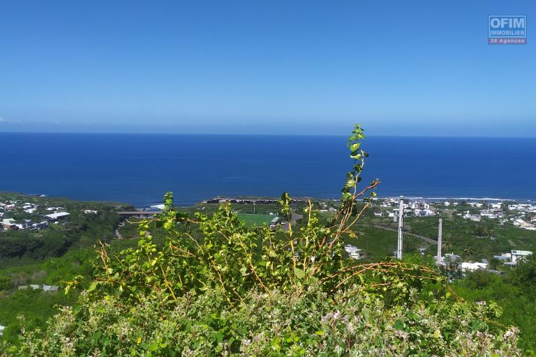 A Louer Maison F3 Meublée avec Vue Mer et Montagne à Trois Bassins Les Bas