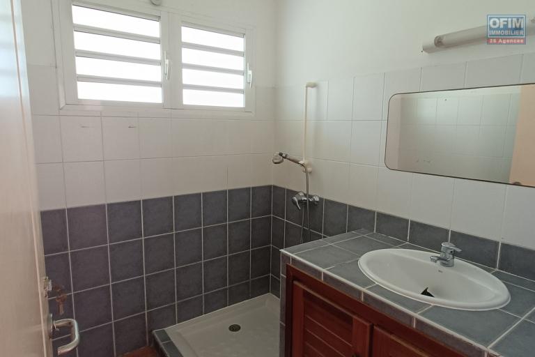 A Vendre T3 de 68m2 + 2 Varangues et 2 Parkings